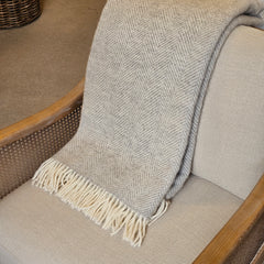 Fishbone Throw, Silver/Grey 150x183cm