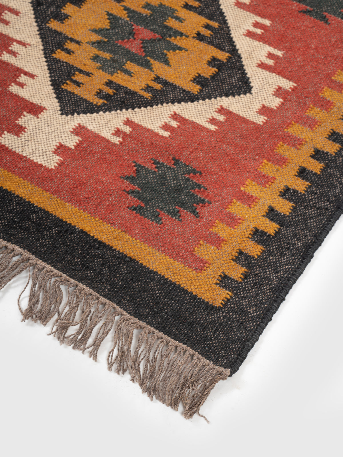 The Crimson Dash Runner Secondary image