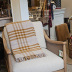 Check throw, English mustard